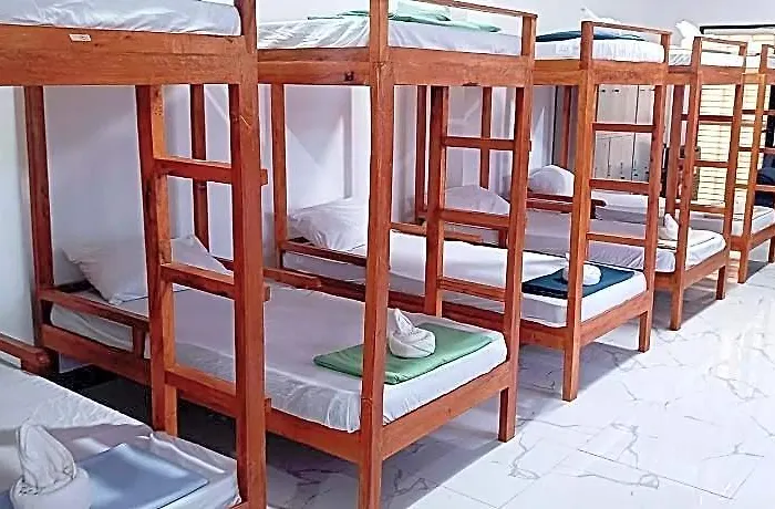Chief's Unit 4- With Kitchen 5* Daanbantayan